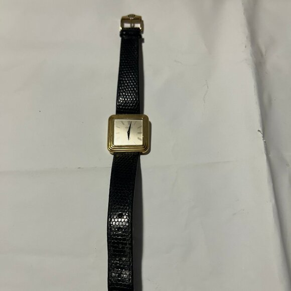 Womens Gucci Brown Gold-Plated Square Case 14 GG Buckle Leather Band Wristwatch - Picture 2 of 16